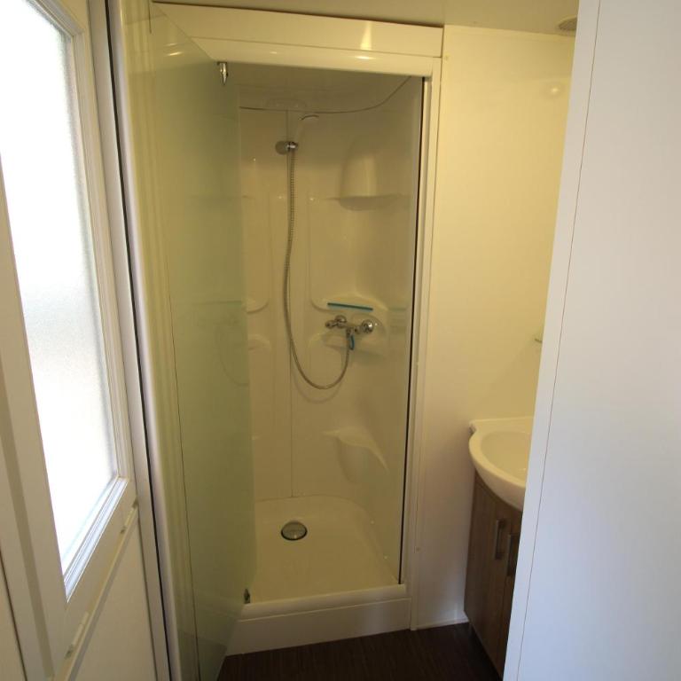 Harbers zonvakanties chalets met airco camping Leï Suves Roquebrune sur Argens - Chalet 3 Chambres - 22