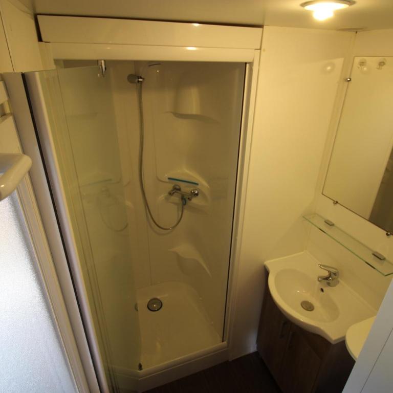 Harbers zonvakanties chalets met airco camping Leï Suves Roquebrune sur Argens - Chalet 3 Chambres - 23