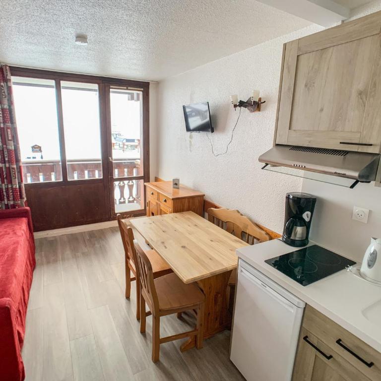 Studio lumineux ski-aux-pieds avec balcon, animaux acceptés - FR-1-502-309 - Studio - 10