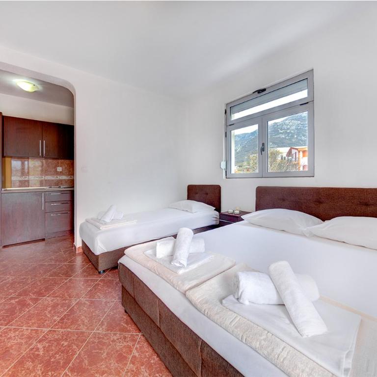 Delfin Apartments - Porodični Studio - 3