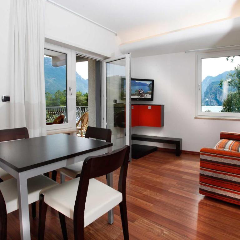 Holiday Apartments Bellariva - Appartamento con 2 Camere da Letto, Balcone e Vista Lago - 1