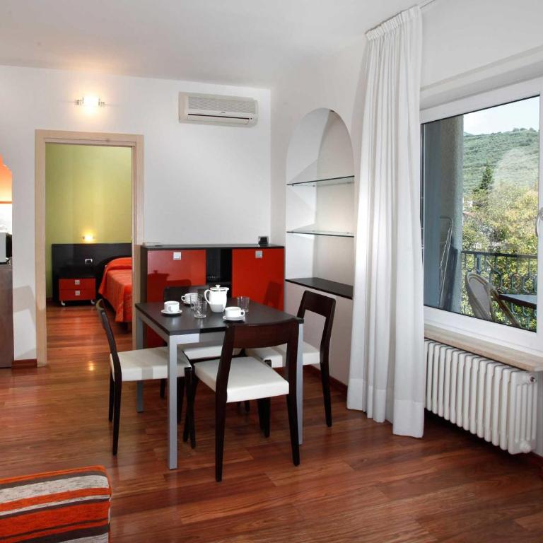 Holiday Apartments Bellariva - Appartamento con 2 Camere da Letto, Balcone e Vista Lago - 5