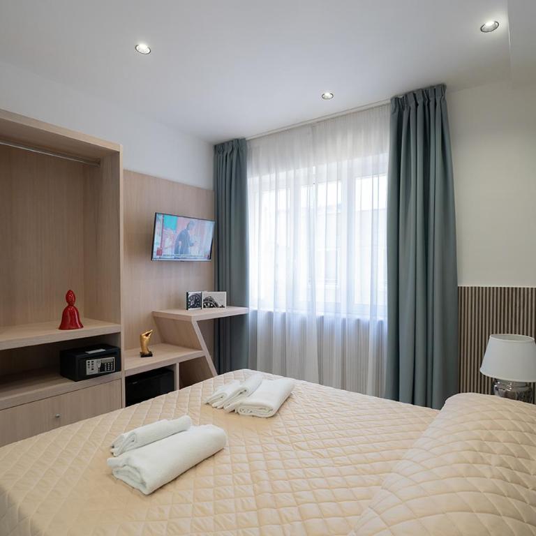 GreRos H. Rooms Napoli Centro by Clapa Group Dislocated Hospitality - Superior Double Room - 22