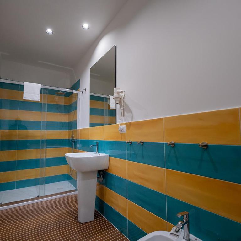 GreRos H. Rooms Napoli Centro by Clapa Group Dislocated Hospitality - Superior Double Room - 7