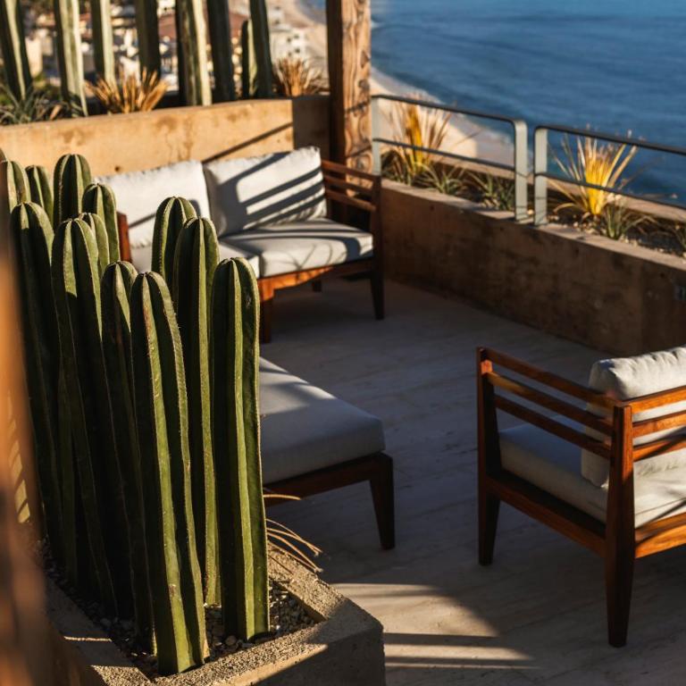 Private Hot Tub - Ocean View - GYM - Free Parking - Three-Bedroom Apartment - 6