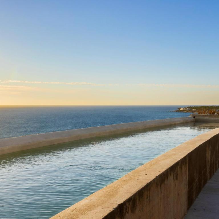 Private Hot Tub - Ocean View - GYM - Free Parking - Three-Bedroom Apartment - 28