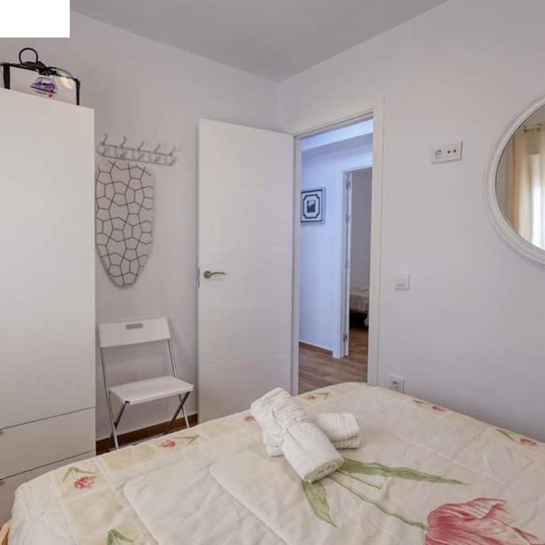 Alojamiento Gardenia 200m de la playa, Aire Acondicionado WiFi y WiFi solo familias y parejas - Casa de 2 dormitorios - 6