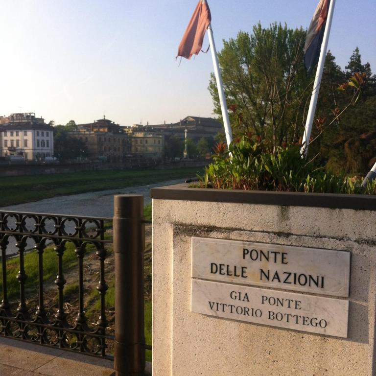Apartment Ponte delle Nazioni - Appartamento con 2 Camere da Letto e Balcone - 18