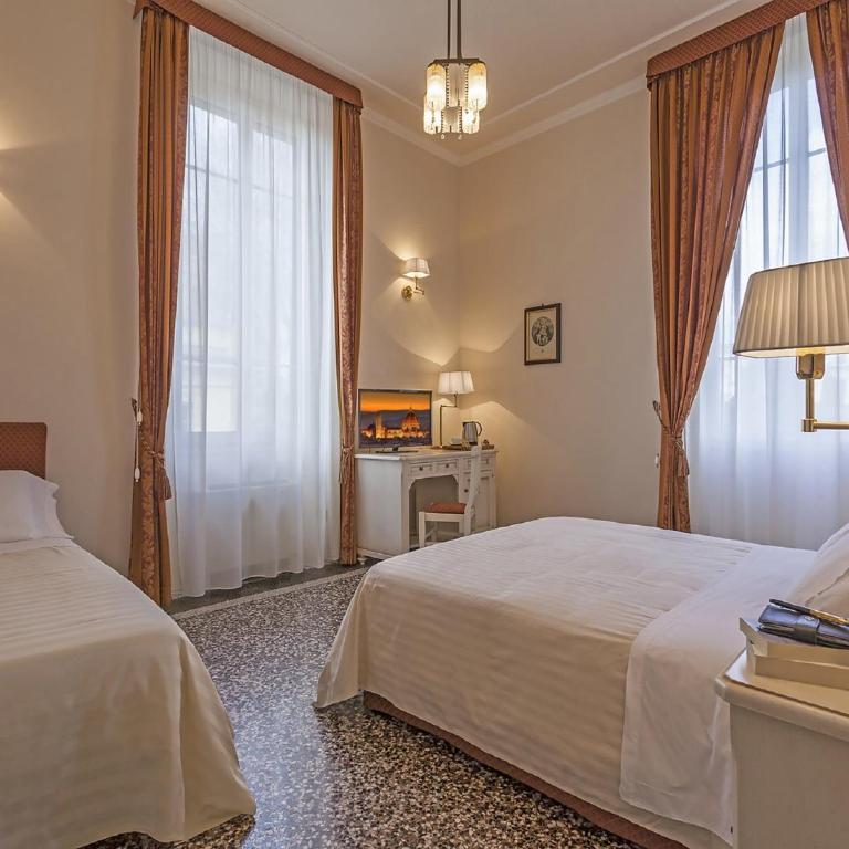 Hotel Astro Mediceo - Camera Tripla Classic - 4