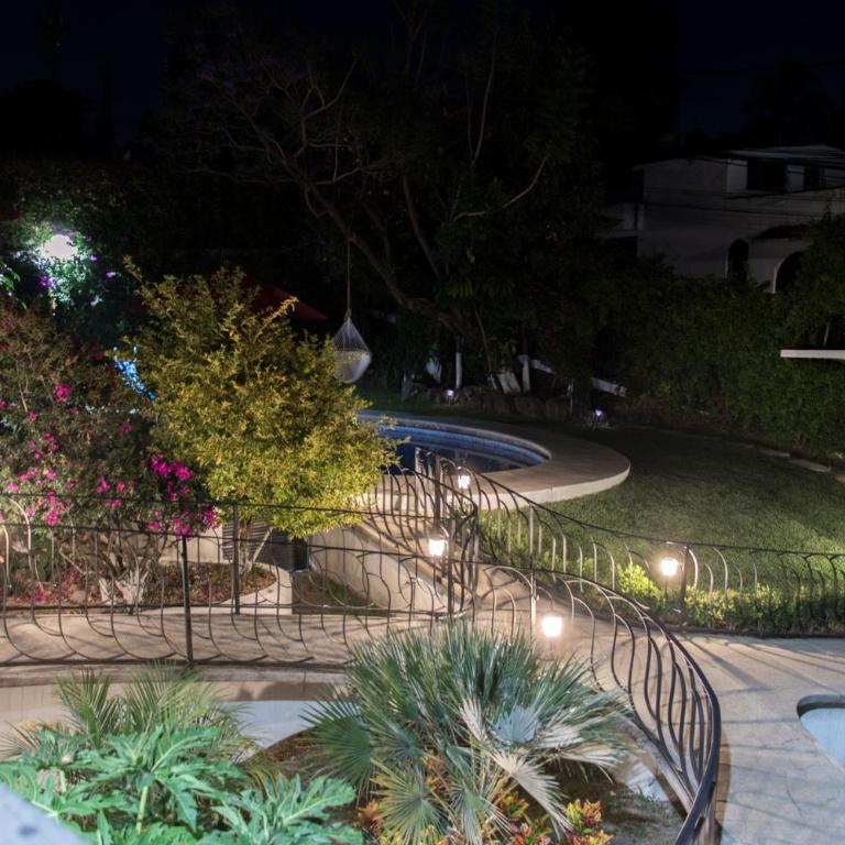 Casa las Maravillas, hermosos jardines y alberca - Casa de 3 dormitorios - 26