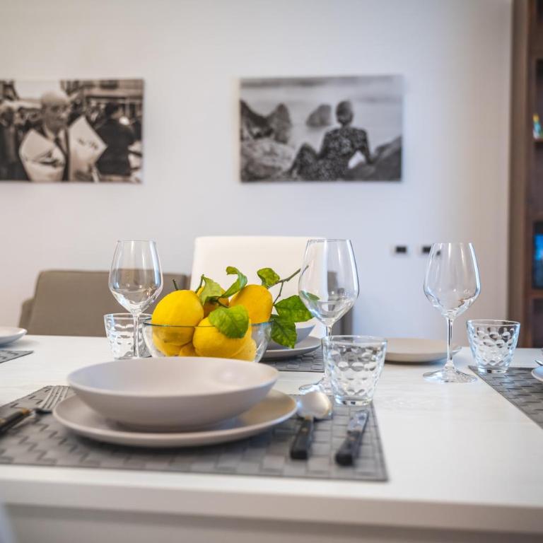 Apartment Giuliani - Three-Bedroom Apartment - 24