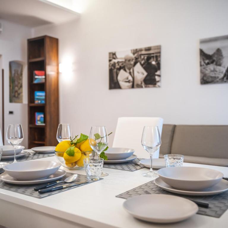 Apartment Giuliani - Three-Bedroom Apartment - 26