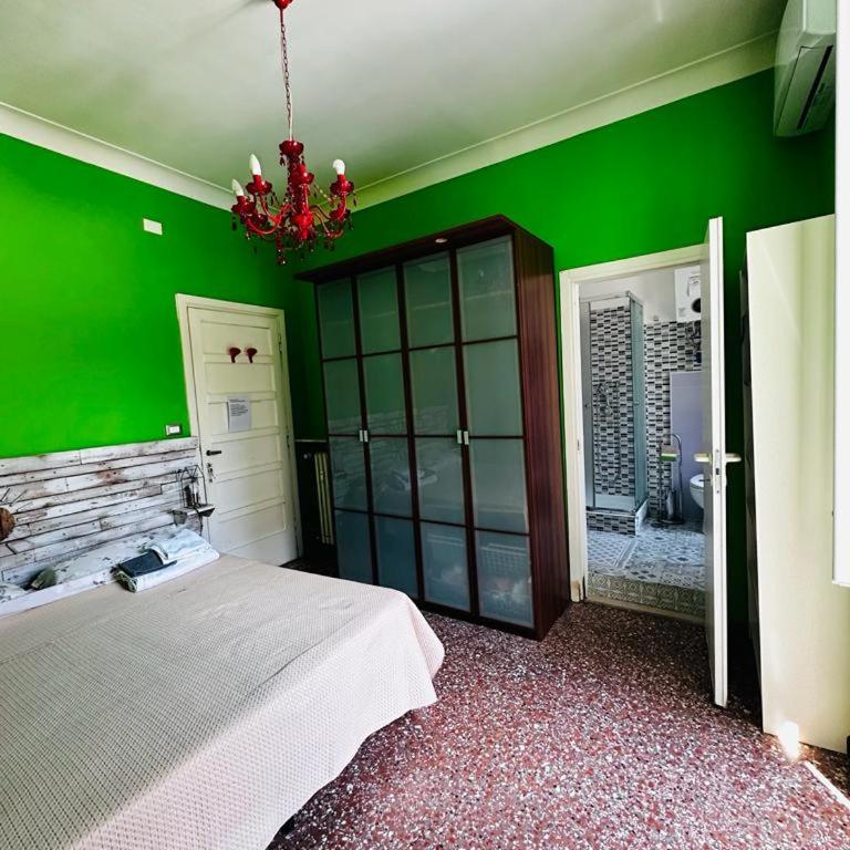 Liudan&rooms Affittacamere - Camera Matrimoniale con Bagno Privato - 1