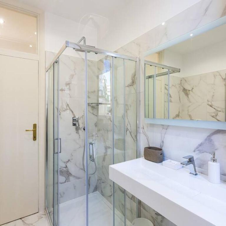 Portico d'Ottavia LUX - Appartamento con 3 Camere da Letto - 16