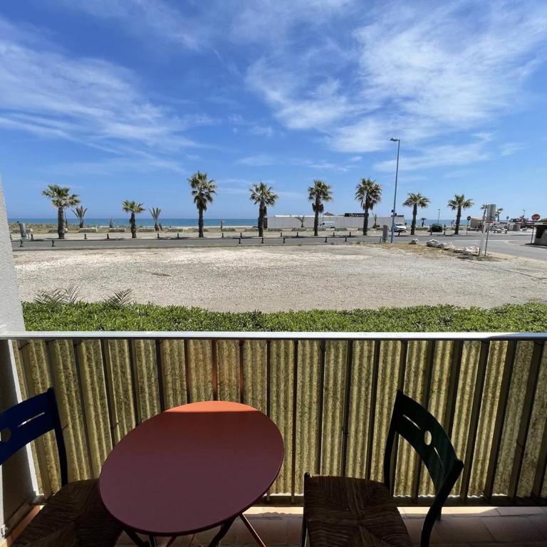 Studio 4 pers. en bord de mer avec balcon, parking et animaux admis à Saint-Cyprien. - FR-1-106-94 - Apartment - 3