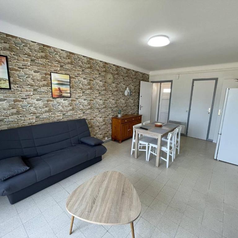 Studio 4 pers. en bord de mer avec balcon, parking et animaux admis à Saint-Cyprien. - FR-1-106-94 - Apartment - 16