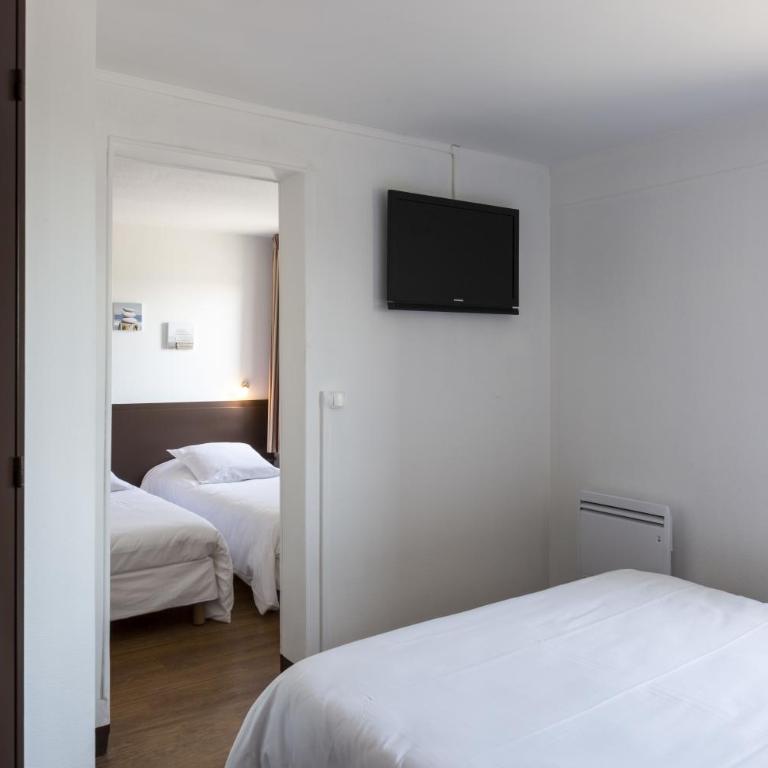 balladins Blois - Chambre Quadruple - 24 m² - 1