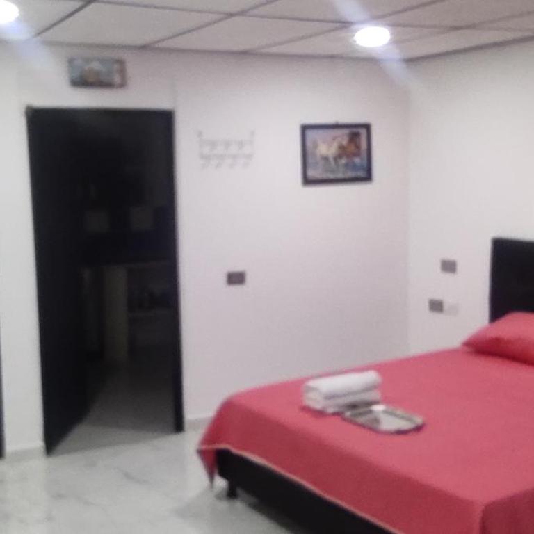 Hospedaje Bolivar Alcala - Apartamento Estudio - 3