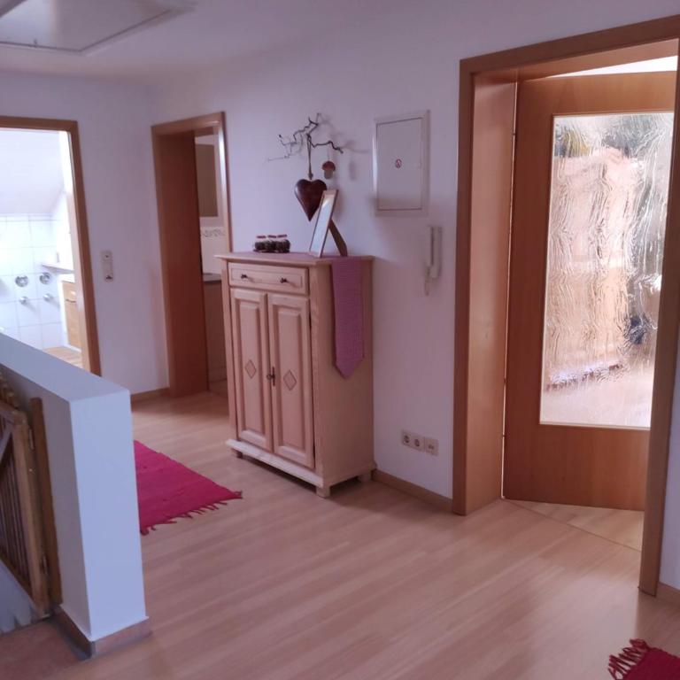 Ferienwohnungen Kral - Apartment mit 2 Schlafzimmern und Balkon - 11