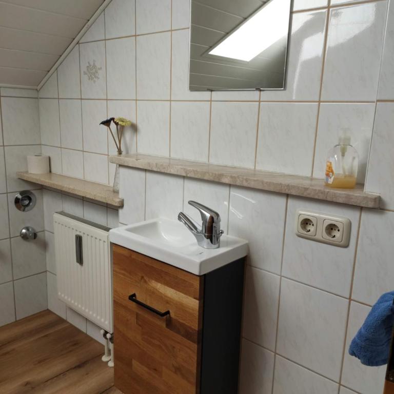 Ferienwohnungen Kral - Apartment mit 2 Schlafzimmern und Balkon - 19