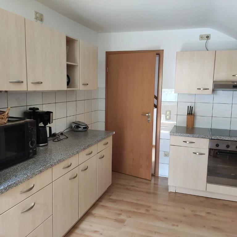 Ferienwohnungen Kral - Apartment mit 2 Schlafzimmern und Balkon - 20