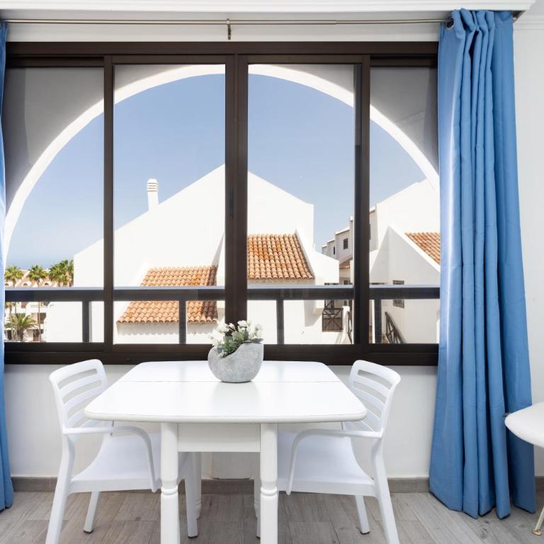 3 apartments 50m from the Las Americas Promenade with heated pool - Estudio - 3
