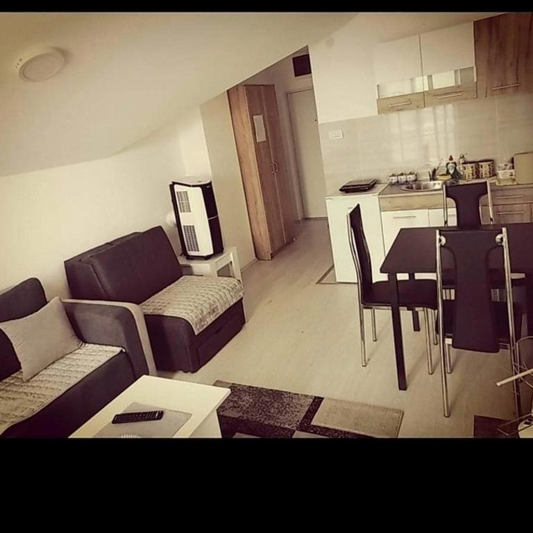 Maki i Jeka - Apartman sa 1 Spavaćom Sobom - 14