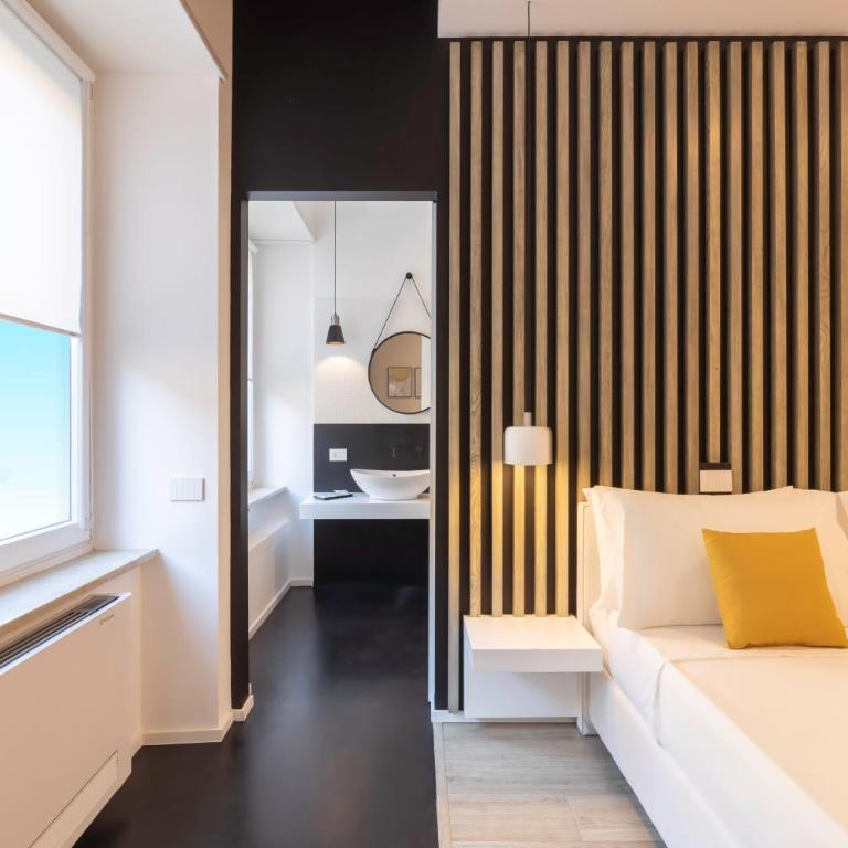 Metropolitan Rooms - Deluxe Room - 22