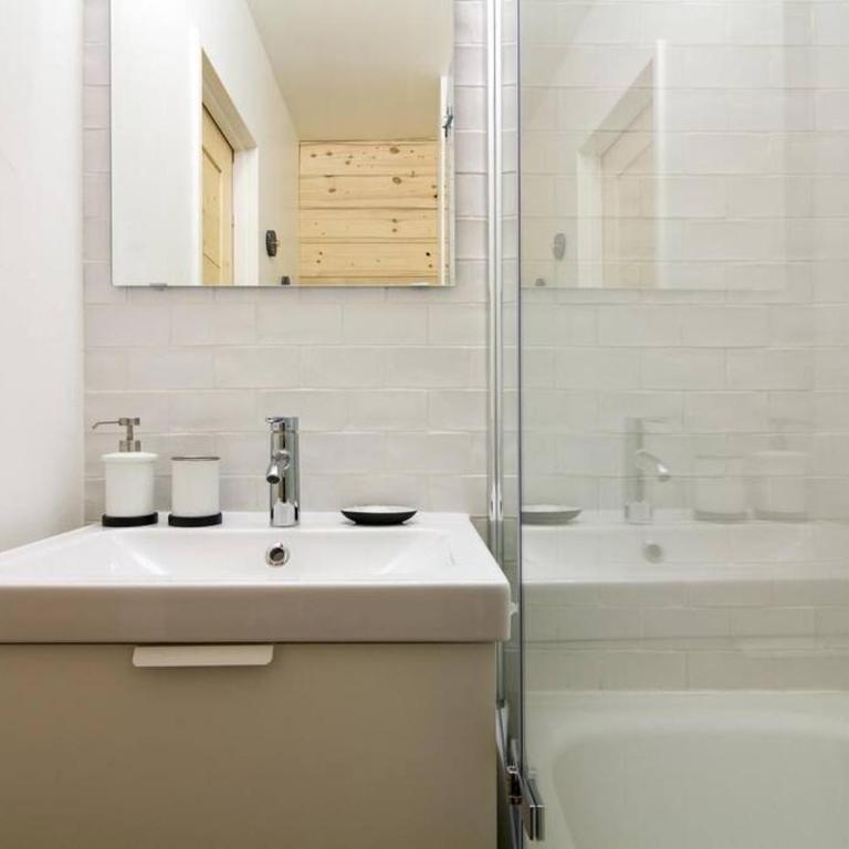 Chailloud - Modern Studio 2pax - Lively Area - TV Wifi - Appartamento con 1 Camera da Letto - 12