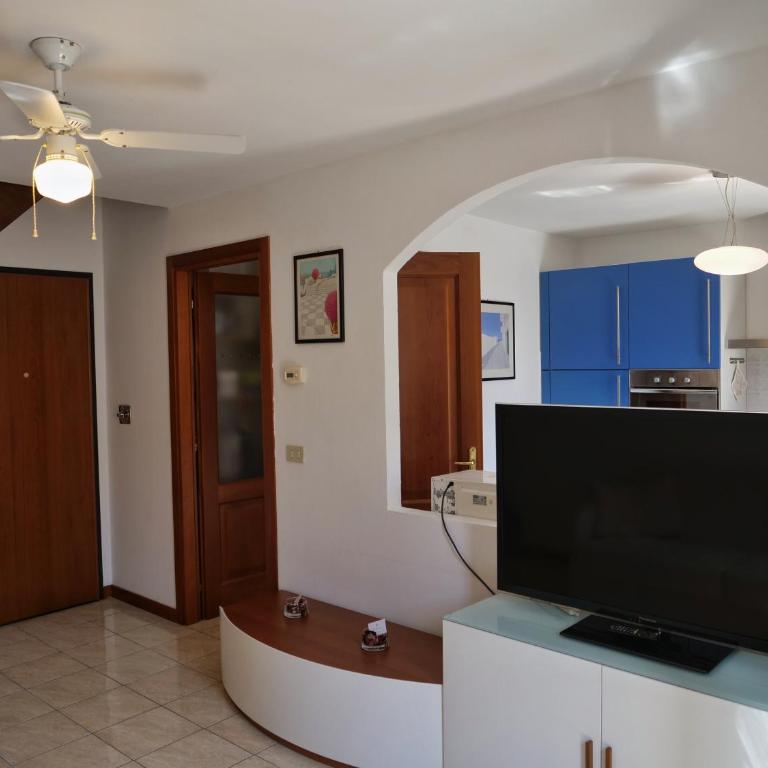 Lounge Del Duca, centralissimo bicamere su due livelli - posto auto a richesta - Appartamento con 2 Camere da Letto - 18