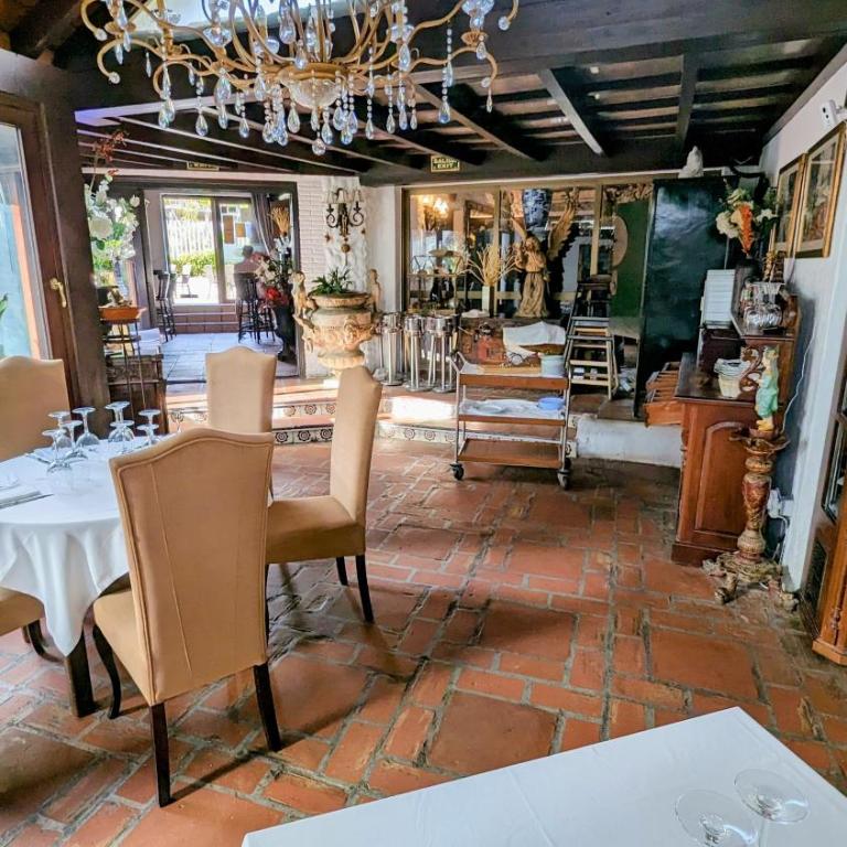 Casa Laguna - Two-Bedroom Apartment - 34