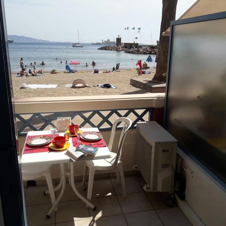 French Riviera 1 bedroom on the beach facing Cannes - Appartement 1 Chambre - 4