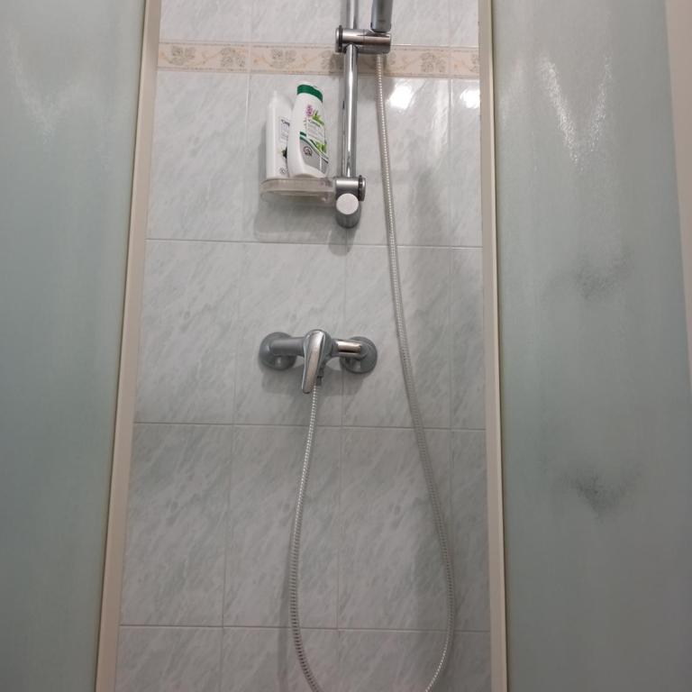 4 giugno Ferrara - Appartamento con 2 Camere da Letto - 30