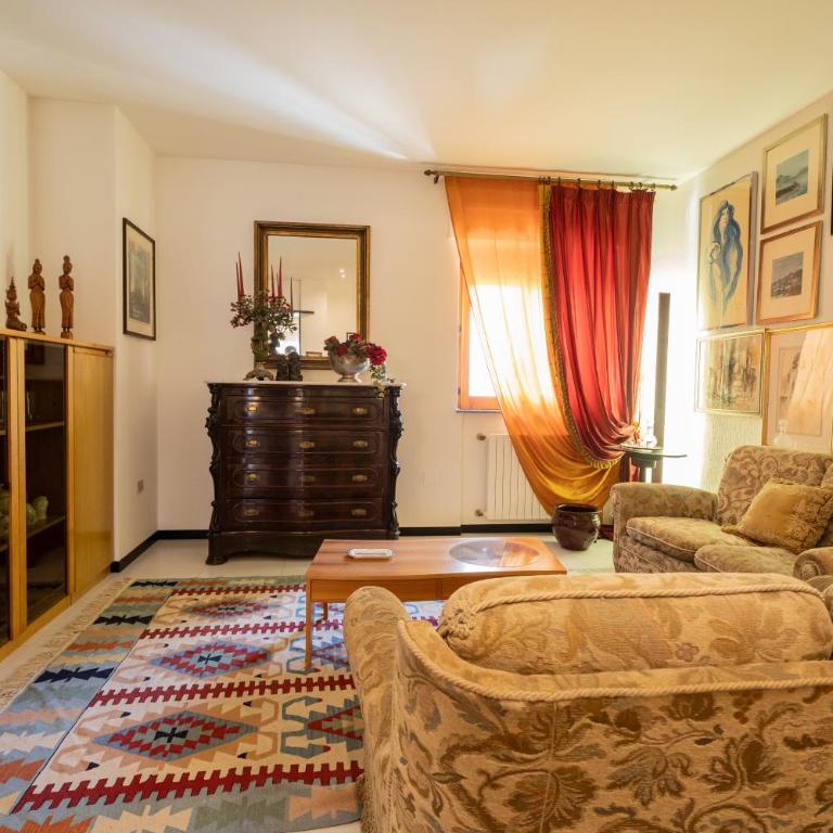 Suite Leone - Three-Bedroom Apartment - 2