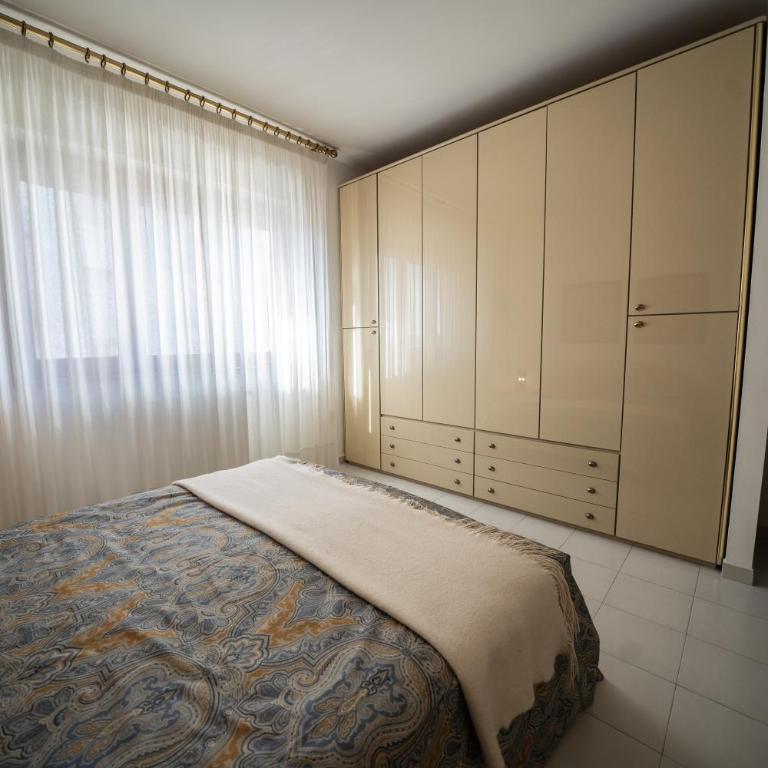 Suite Leone - Three-Bedroom Apartment - 29