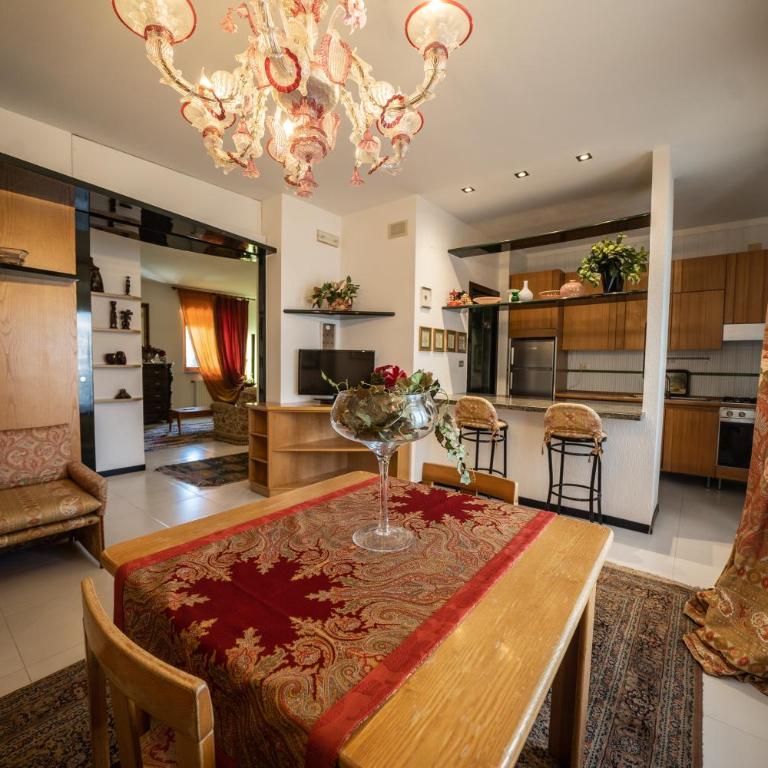 Suite Leone - Three-Bedroom Apartment - 16
