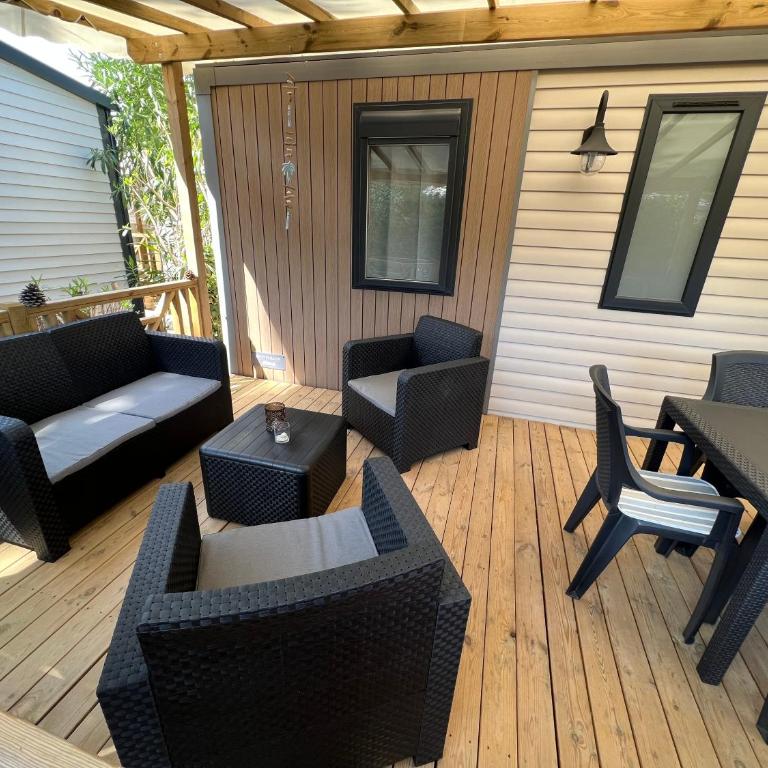 Camping Del Mar 10, Mobil home Petit Paradis, 6 personnes, Bord de mer, Camping Del Mar Village - Mobile Home - 6