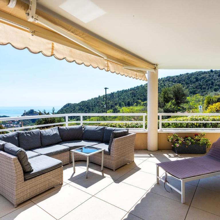 EZE VISTA AP4328 By Riviera Holiday Homes - Apartment with Sea View - 2
