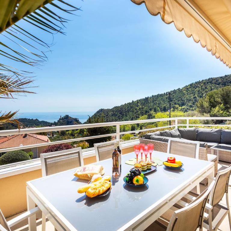EZE VISTA AP4328 By Riviera Holiday Homes - Apartment with Sea View - 4