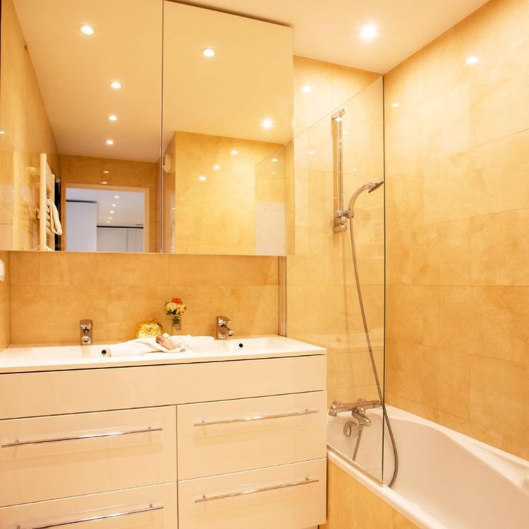 EZE VISTA AP4328 By Riviera Holiday Homes - Apartment with Sea View - 29