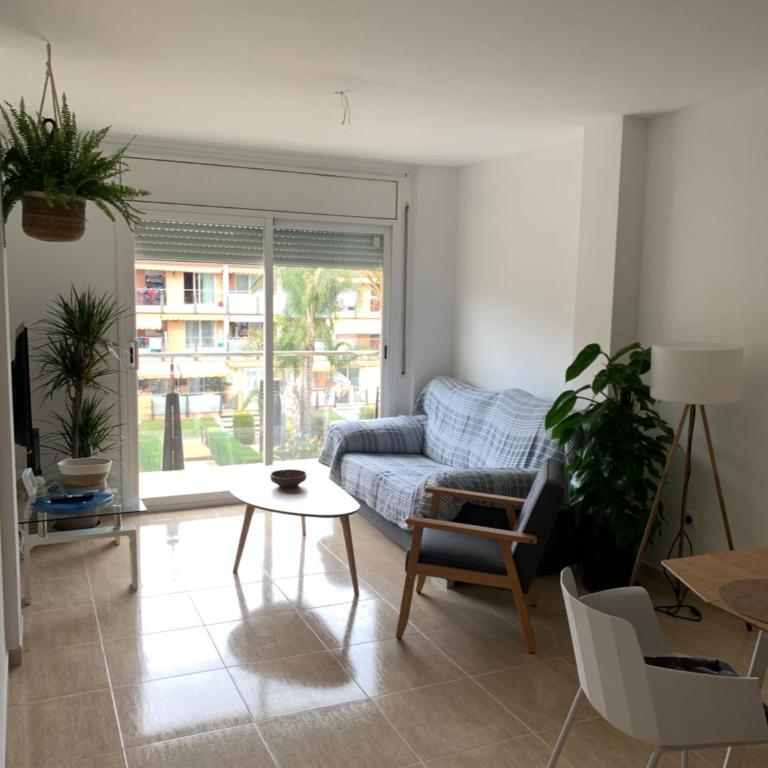 Acogedor apartamento con piscina en Vilafortuny, Cambrils - Apartamento con vistas a la piscina - 3