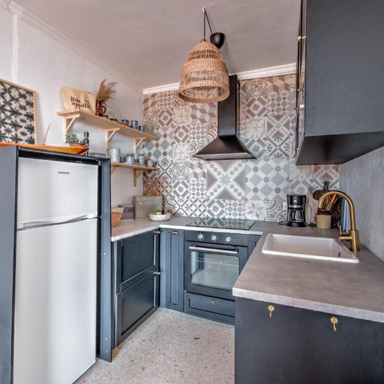 Newly renovated apartment in Nerja with huge pool - Apartamento de 2 dormitorios - 17