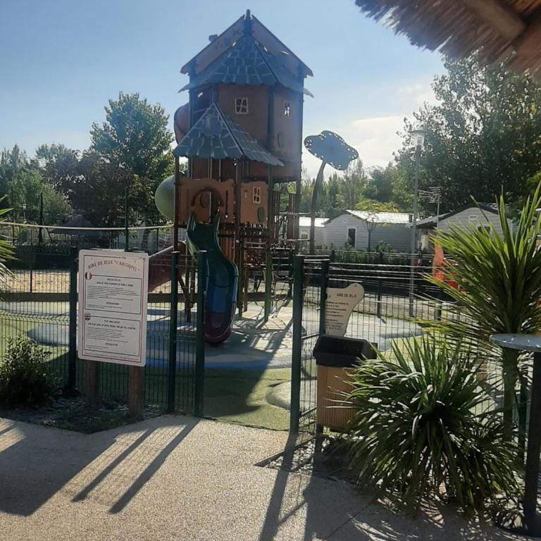 LA CARABASSE CP90 - Mobile Home - 3