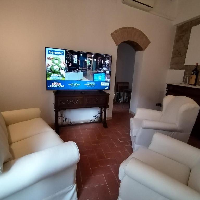 APPARTAMENTO CISTERNA 33 - Two-Bedroom Apartment - 3