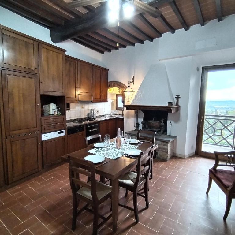 APPARTAMENTO CISTERNA 33 - Two-Bedroom Apartment - 12