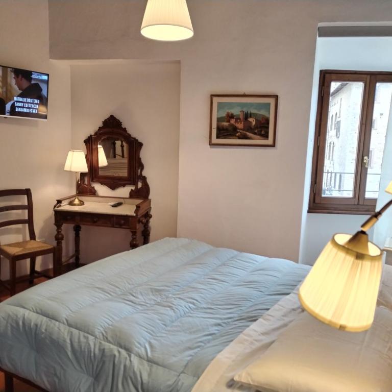 APPARTAMENTO CISTERNA 33 - Two-Bedroom Apartment - 20