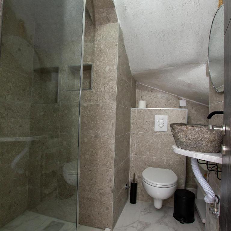 Marco Polo - One-Bedroom Apartment - 10
