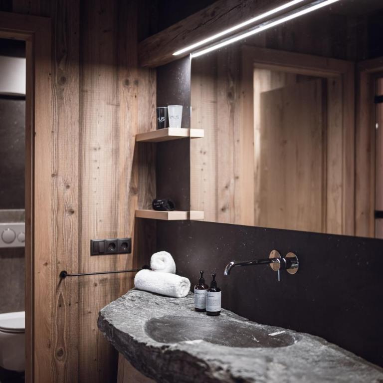 Amus Chalets Dolomites - Luxury Chalets South Tyrol - Two-floor Chalet with two bathrooms - 26