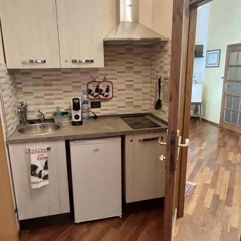 Il Giglio d'Oro - Camera Matrimoniale con Bagno Privato - 3