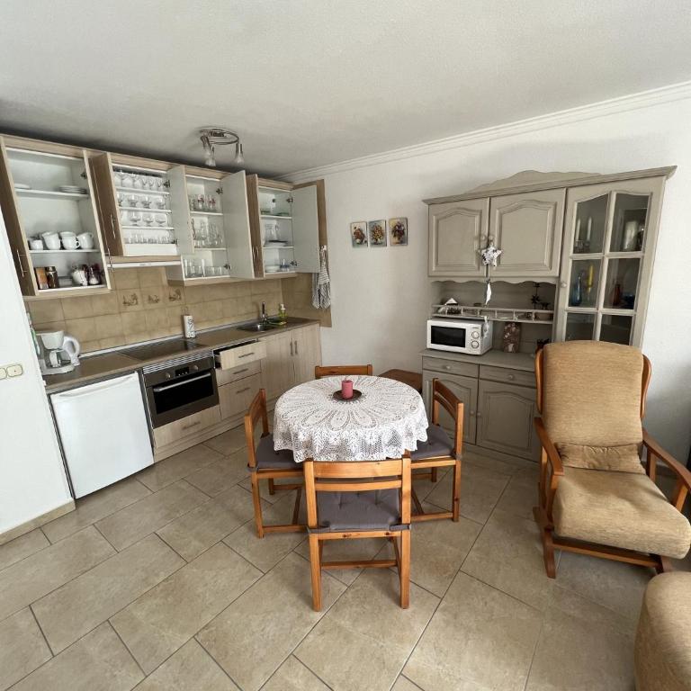 Mareverde Casa Eviwa I-118 by VivaTenerife - Apartment with Garden View - 9